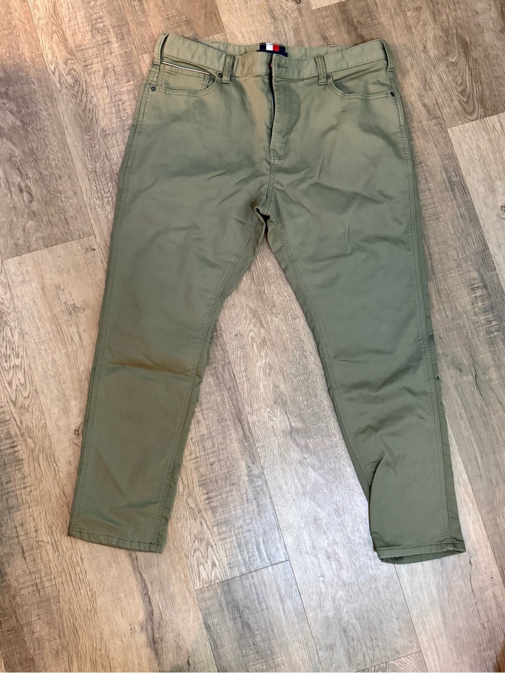 Tommy Hilfiger Slim Fit Olive Men’s Pants Size 36X30